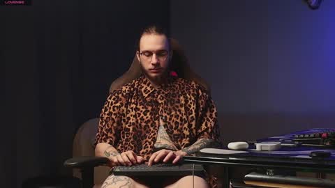 Snapshot of sage6688 chatting on January 15, 2025, 4:57 am Adam online show from January 15, 2025, 4:57 am