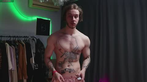 Snapshot of sage6688 chatting on January 19, 2025, 2:47 am Adam online show from January 19, 2025, 2:47 am