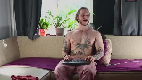 Snapshot of sage6688 chatting on September 27, 2025, 1:38 pm Adam online show from September 27, 2025, 1:38 pm