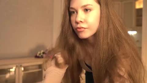 Snapshot of sagealbarado chatting on October 1, 2025, 3:40 pm little angel Lisa online show from October 1, 2025, 3:40 pm