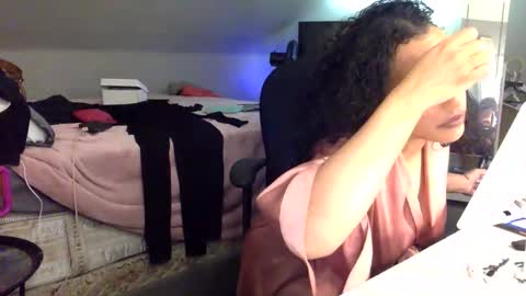 MistressLady online show from November 7, 2025, 2:22 am