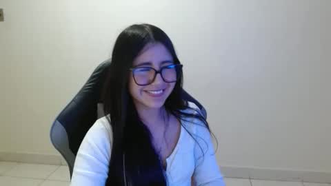 Sahaliefox  online show from January 16, 2026, 6:56 pm