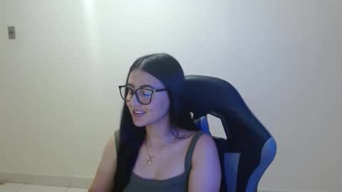 Sahaliefox  online show from February 27, 2026, 6:19 pm