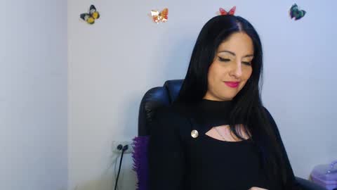 Karina online show from October 20, 2025, 11:16 pm