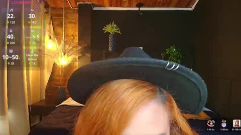 Snapshot of sahra_tayl0r_ chatting on January 17, 2026, 5:38 pm SARA online show from January 17, 2026, 5:38 pm