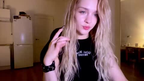 Sofia online show from December 16, 2025, 8:25 pm