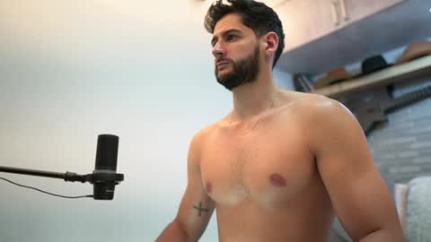 saimon  online show from February 1, 2025, 11:48 pm