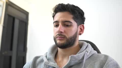 saimon  online show from October 10, 2025, 9:36 pm