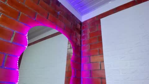 sainix_ online show from September 30, 2025, 10:59 pm