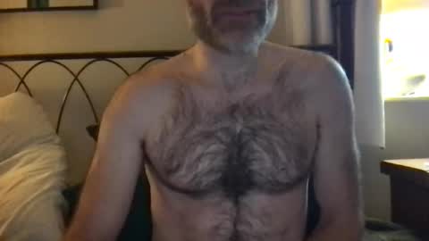 Snapshot of saint009 chatting on December 16, 2024, 3:11 pm saint009 online show from December 16, 2024, 3:11 pm