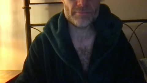 saint009 online show from March 8, 2026, 4:49 am