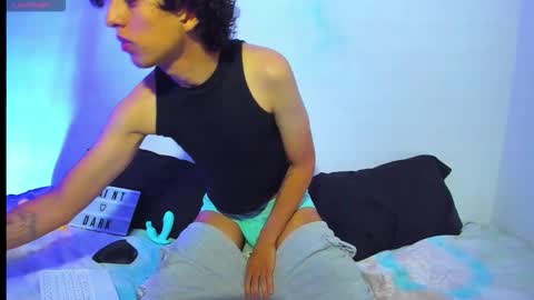 Snapshot of saint_dark chatting on October 15, 2025, 2:50 pm saint_dark online show from October 15, 2025, 2:50 pm