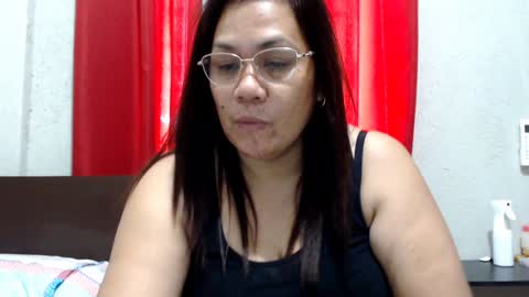 saint_flowerxxx online show from January 9, 2025, 5:13 am
