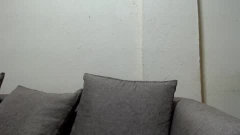 saint_flowerxxx online show from January 18, 2025, 4:42 pm