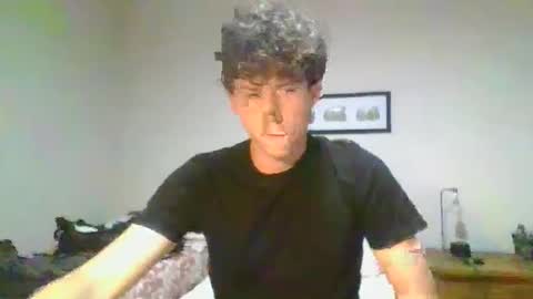 saint_nott online show from December 17, 2025, 9:54 pm