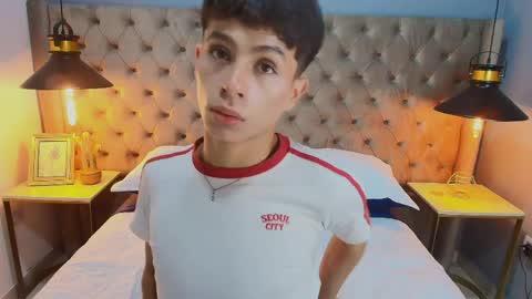 Santi online show from April 20, 2026, 12:52 pm