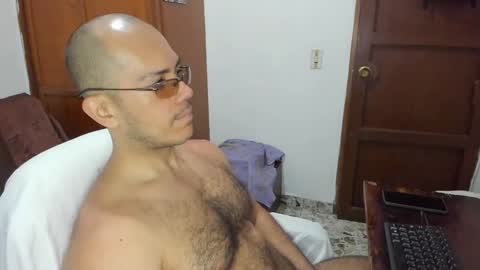 Snapshot of saintedy01 chatting on November 20, 2025, 1:44 pm saintedy01 online show from November 20, 2025, 1:44 pm