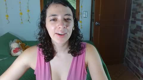 crisma online show from October 12, 2025, 7:46 pm