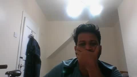 sajj07 online show from April 9, 2026, 9:09 pm