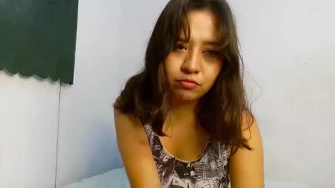 Snapshot of sakichan2003 chatting on September 10, 2025, 7:19 am saki online show from September 10, 2025, 7:19 am