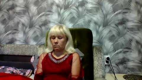 Snapshot of sakura_blonde chatting on November 4, 2025, 9:19 am sakura_blonde online show from November 4, 2025, 9:19 am