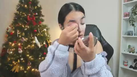 Sakura Harper online show from December 17, 2025, 5:57 am