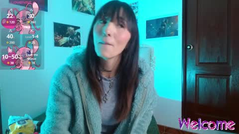Snapshot of sakura_skinny chatting on January 7, 2025, 1:14 pm Sakura Skinny online show from January 7, 2025, 1:14 pm