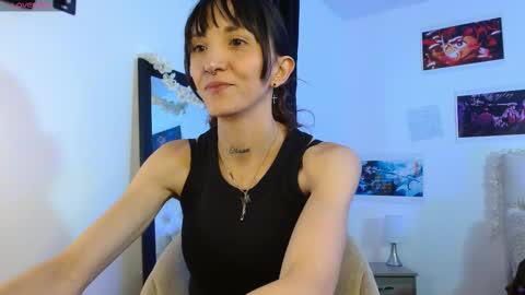 Snapshot of sakura_skinny chatting on February 19, 2025, 3:05 pm Sakura Skinny online show from February 19, 2025, 3:05 pm