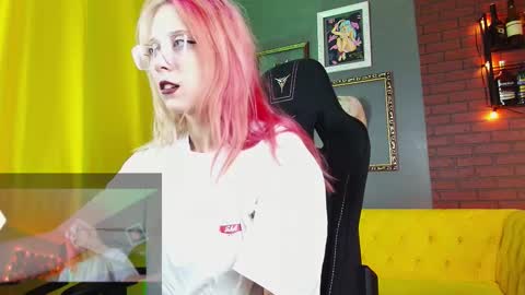 Snapshot of sakurabliss chatting on October 8, 2025, 5:21 pm sakurabliss online show from October 8, 2025, 5:21 pm