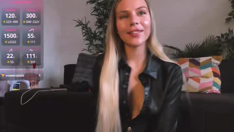 SakuPandora online show from October 8, 2025, 11:19 am