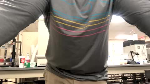 Snapshot of salgozzi chatting on October 3, 2025, 12:57 pm Cum Hanks online show from October 3, 2025, 12:57 pm