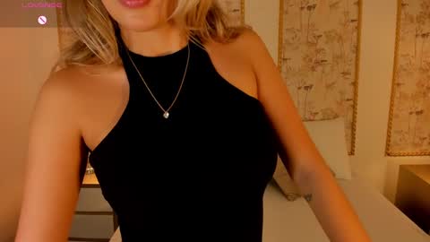 Snapshot of saliha_pinky chatting on October 28, 2025, 2:37 am S A L I H A online show from October 28, 2025, 2:37 am