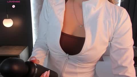 Snapshot of saliha_pinky chatting on November 5, 2025, 2:44 am S A L I H A online show from November 5, 2025, 2:44 am