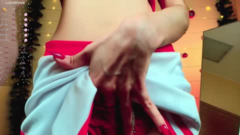 Sally  online show from December 13, 2024, 1:44 pm