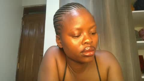 Snapshot of sallysasha254 chatting on December 7, 2024, 6:32 am sallysasha254 online show from December 7, 2024, 6:32 am