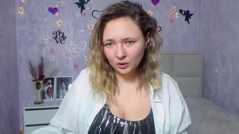 Snapshot of sallyverda chatting on February 27, 2025, 1:38 am Sally online show from February 27, 2025, 1:38 am