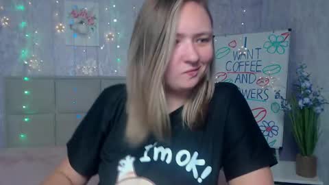 Snapshot of sallyverda chatting on September 12, 2025, 6:08 pm Sally online show from September 12, 2025, 6:08 pm