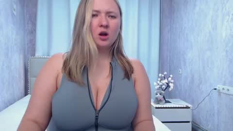 Sally online show from May 25, 2026, 7:42 pm