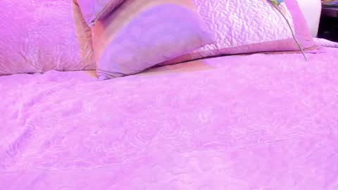 salome online show from March 8, 2025, 3:56 pm