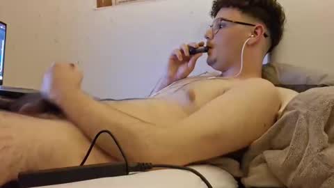 Snapshot of salokiin chatting on April 5, 2026, 7:55 pm salokiin online show from April 5, 2026, 7:55 pm