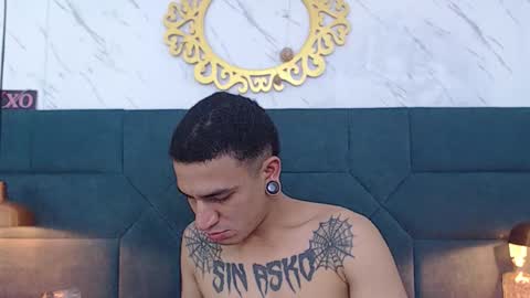 salome_daniel online show from October 15, 2025, 7:36 pm