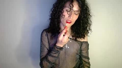 Snapshot of salome_luxuria chatting on September 28, 2025, 8:31 am salome_luxuria online show from September 28, 2025, 8:31 am