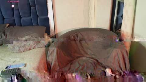 Salome online show from May 8, 2026, 1:16 pm