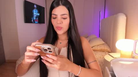 salo online show from October 1, 2025, 2:39 am