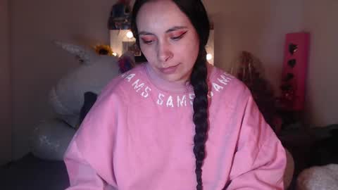 Snapshot of salomefox2 chatting on December 7, 2024, 7:49 am yenny online show from December 7, 2024, 7:49 am