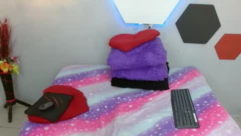 martina online show from January 6, 2025, 7:31 am