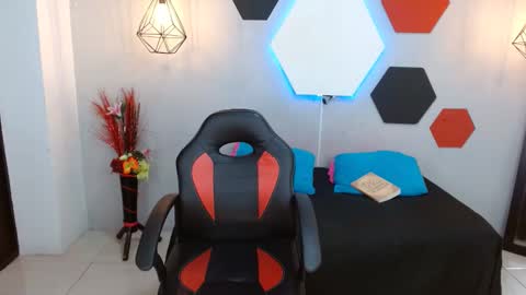 martina online show from January 18, 2025, 5:20 am