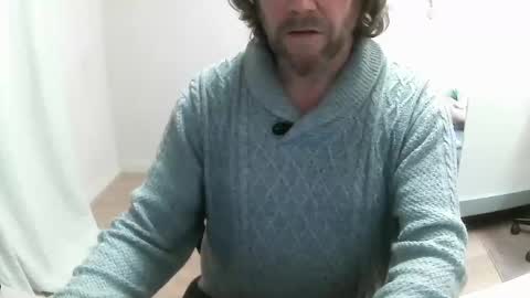 Snapshot of saltimbanquier chatting on December 16, 2024, 4:16 pm Saltimbanquier Salt ou Banquier online show from December 16, 2024, 4:16 pm