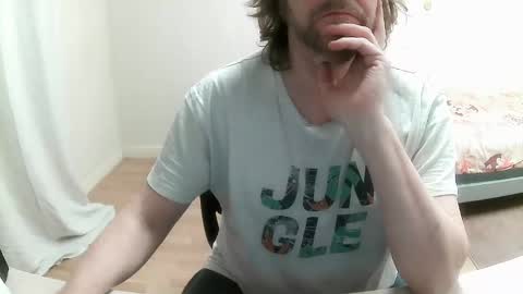 Snapshot of saltimbanquier chatting on January 26, 2025, 10:55 am Saltimbanquier Salt ou Banquier online show from January 26, 2025, 10:55 am