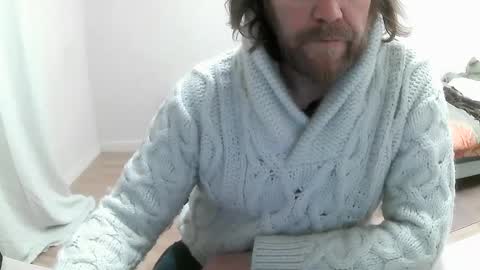 Snapshot of saltimbanquier chatting on February 4, 2025, 11:16 am Saltimbanquier Salt ou Banquier online show from February 4, 2025, 11:16 am